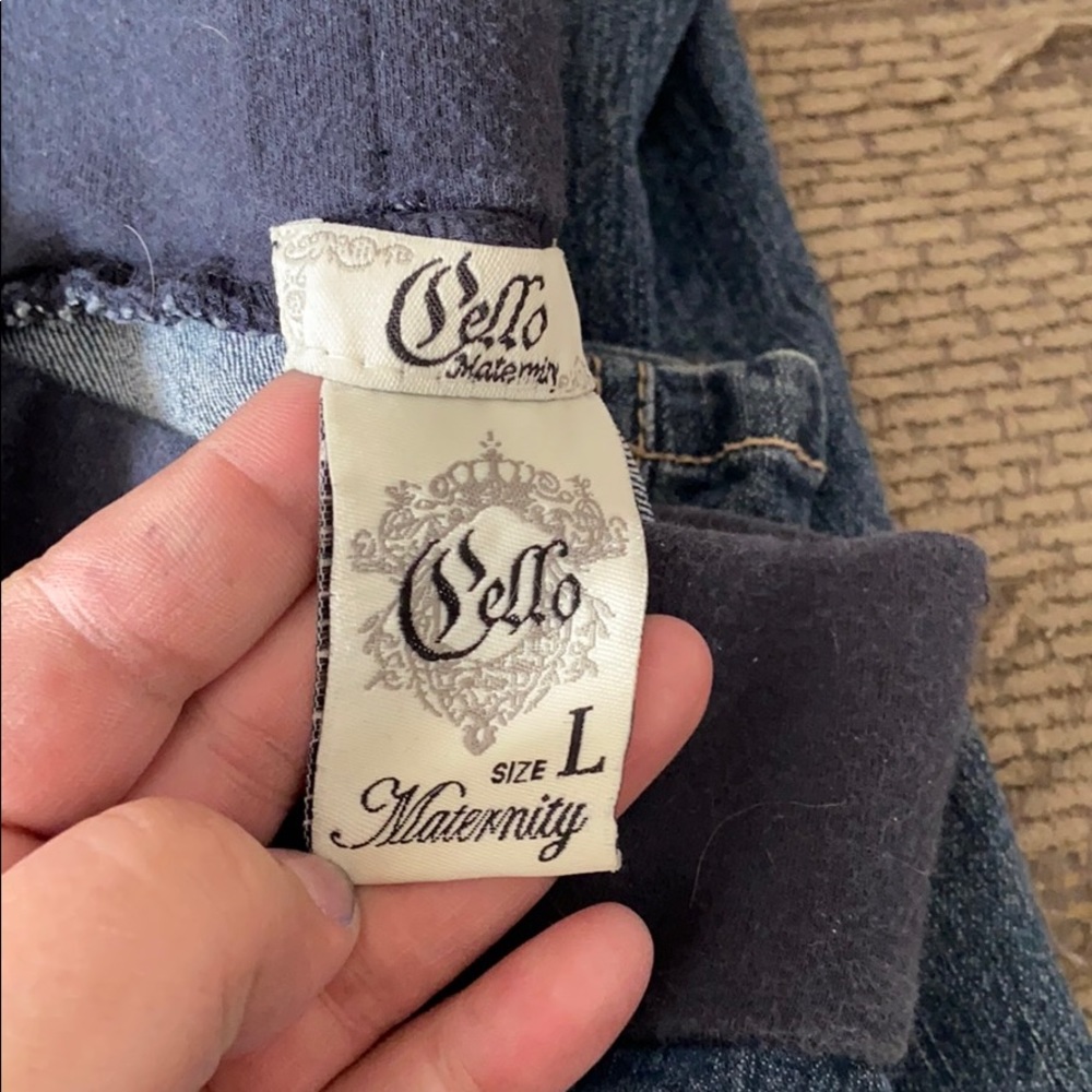 Jeans - Picture 2 of 2